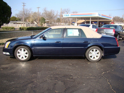 cadillac dts 2006 dk  blue sedan gasoline 8 cylinders front wheel drive automatic 76903