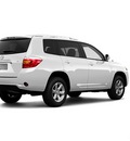 toyota highlander 2009 white suv base gasoline 4 cylinders front wheel drive 6 speed automatic 45342