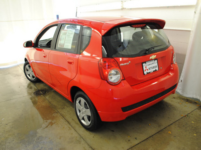 chevrolet aveo 2010 red hatchback lt w 1lt gasoline 4 cylinders front wheel drive automatic 44060