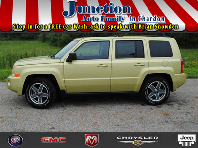 jeep patriot 2010 green suv sport gasoline 4 cylinders 4 wheel drive not specified 44024
