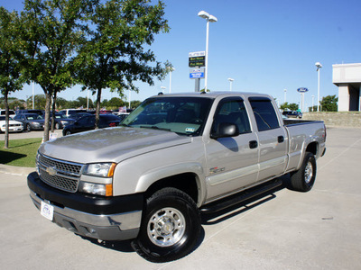 chevrolet silverado 2500hd 2005 silver lt diesel 8 cylinders 4 wheel drive automatic 76205