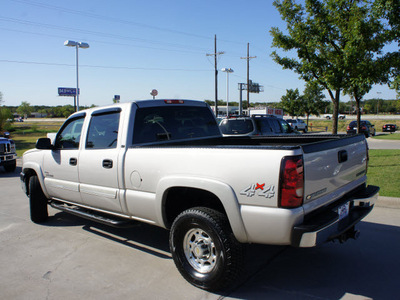 chevrolet silverado 2500hd 2005 silver lt diesel 8 cylinders 4 wheel drive automatic 76205