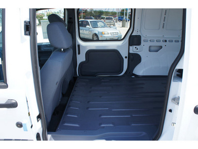 ford transit connect 2011 white van cargo van xl gasoline 4 cylinders front wheel drive 4 speed automatic 77388
