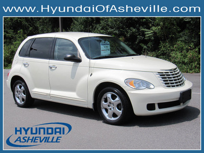 chrysler pt cruiser 2007 white wagon touring gasoline 4 cylinders front wheel drive automatic with overdrive 28805