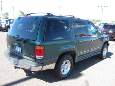 ford explorer 2000 green suv xlt gasoline v6 4 wheel drive automatic with overdrive 55811