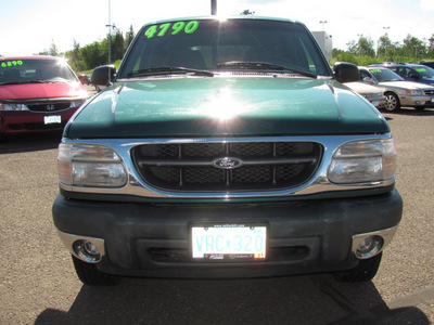 ford explorer 2000 green suv xlt gasoline v6 4 wheel drive automatic with overdrive 55811