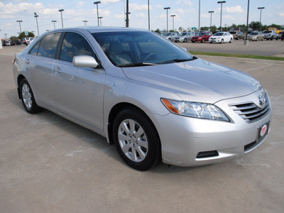 toyota camry hybrid 2009 silver sedan w navigation hybrid 4 cylinders front wheel drive automatic 75228