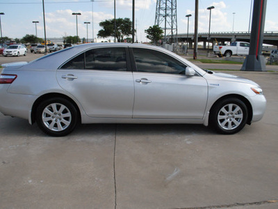 toyota camry hybrid 2009 silver sedan w navigation hybrid 4 cylinders front wheel drive automatic 75228