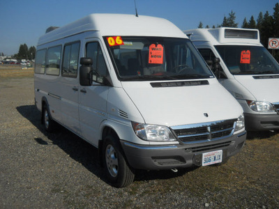 dodge sprinter 2006 white van 2500 high roof 158 wb diesel 5 cylinders rear wheel drive 5 speed automatic 99212