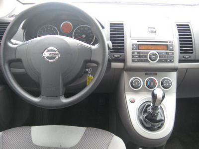 nissan sentra 2007 black sedan gasoline 4 cylinders front wheel drive 6 speed manual 33884