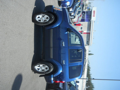 dodge durango 2006 blue suv slt gasoline 8 cylinders 4 wheel drive 5 speed automatic 99212
