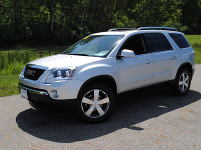 gmc acadia 2009 silver suv slt 1 gasoline 6 cylinders front wheel drive 6 speed automatic 44024
