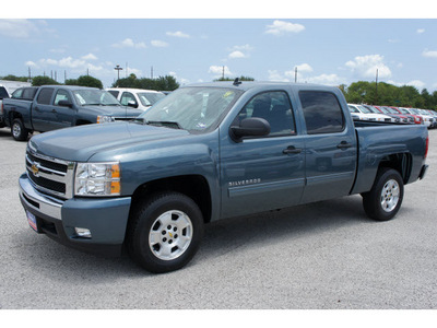 chevrolet silverado 1500 2011 blue lt flex fuel 8 cylinders 2 wheel drive 6 spd auto 77090