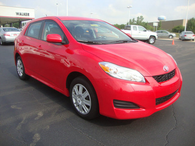 toyota matrix 2011 red hatchback matrix gasoline 4 cylinders front wheel drive automatic 45342