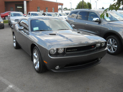 dodge challenger 2011 dk  gray coupe gasoline 8 cylinders rear wheel drive automatic 99212