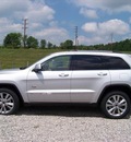 jeep grand cherokee 2011 silver suv gasoline 6 cylinders 4 wheel drive not specified 44024