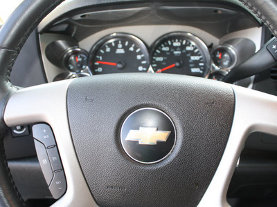 chevrolet silverado 1500 2009 white lt z71 flex fuel 8 cylinders 4 wheel drive automatic 27215