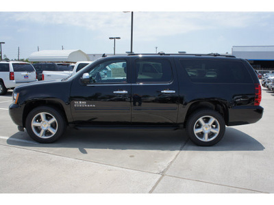 chevrolet suburban 2011 black suv ls flex fuel 8 cylinders 2 wheel drive 6 spd auto,hd,elec cntllt 77090