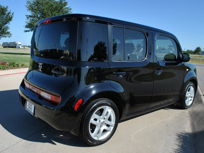nissan cube 2009 black suv sl gasoline 4 cylinders front wheel drive automatic with overdrive 76018