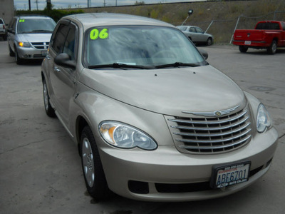 chrysler pt cruiser 2006 gold wagon touring gasoline 4 cylinders front wheel drive automatic 99212