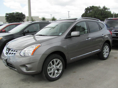 nissan rogue 2011 gray sv gasoline 4 cylinders front wheel drive automatic 33884