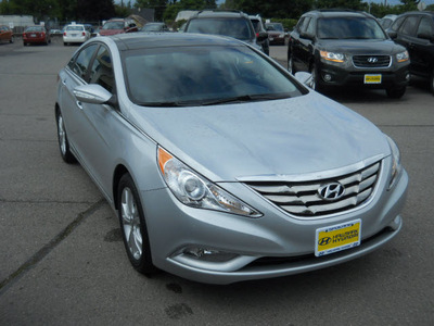 hyundai sonata 2012 radiant silver sedan limited gasoline 4 cylinders front wheel drive 6 speed automatic 99208