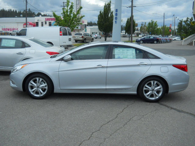 hyundai sonata 2012 radiant silver sedan limited gasoline 4 cylinders front wheel drive 6 speed automatic 99208