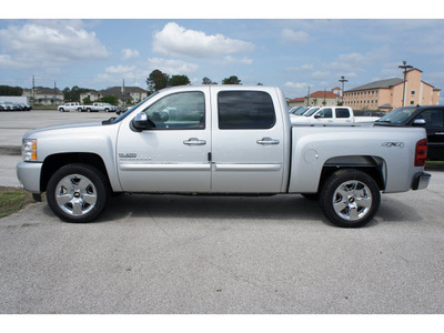 chevrolet silverado 1500 2011 silver lt flex fuel 8 cylinders 4 wheel drive 6 spd auto 77090