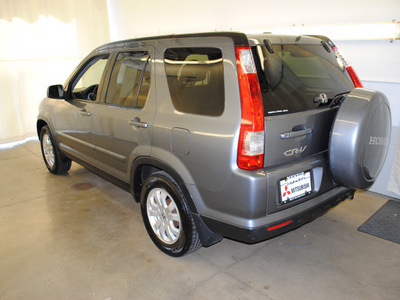 honda cr v 2006 gray suv special edition gasoline 4 cylinders all whee drive automatic 44060
