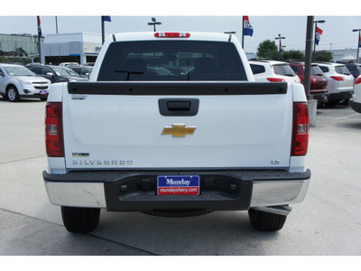 chevrolet silverado 1500 2011 white ls flex fuel 8 cylinders 4 wheel drive automatic with overdrive 77090