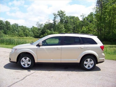 dodge journey 2011 silver suv mainstreet flex fuel 6 cylinders front wheel drive not specified 44024