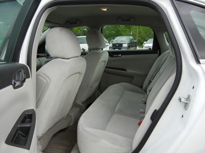 chevrolet impala 2010 white sedan lt flex fuel 6 cylinders front wheel drive automatic 55321