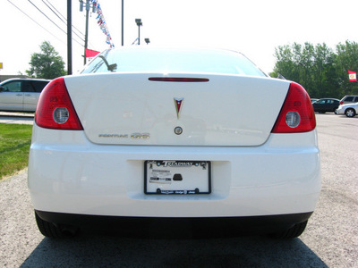 pontiac g6 2007 white sedan gasoline 4 cylinders front wheel drive automatic 45840