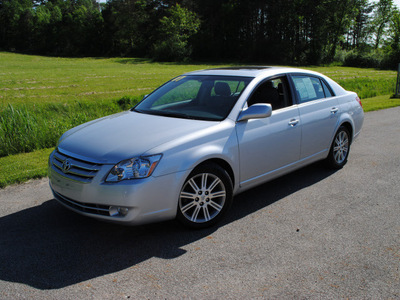 toyota avalon 2007 silver sedan limited gasoline 6 cylinders front wheel drive shiftable automatic 44024