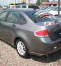 ford focus 2009 gray sedan se gasoline 4 cylinders front wheel drive automatic with overdrive 13212
