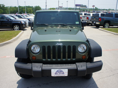 jeep wrangler unlimited 2008 green suv x gasoline 6 cylinders 4 wheel drive automatic 76205