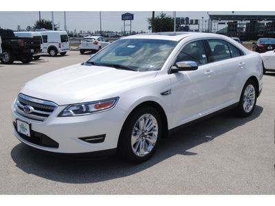 ford taurus 2011 white sedan limited gasoline 6 cylinders front wheel drive 6 speed automatic 77388