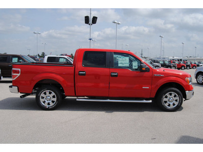 ford f 150 2011 red xlt gasoline 6 cylinders 2 wheel drive automatic 77388