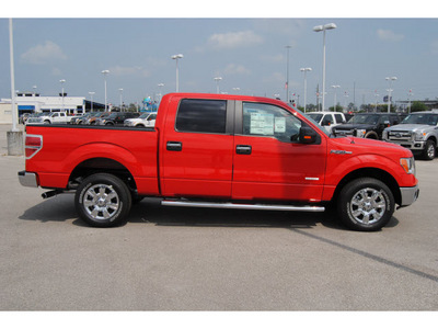 ford f 150 2011 red xlt gasoline 6 cylinders 2 wheel drive automatic 77388