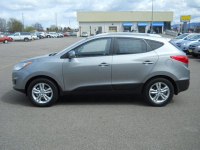 hyundai tucson 2011 graphite gray suv gls gasoline 4 cylinders all whee drive 6 speed automatic 99208