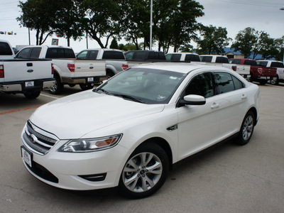 ford taurus 2011 white sedan sel gasoline 6 cylinders front wheel drive 6 speed automatic 76205