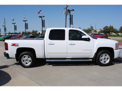 chevrolet silverado 1500 2011 white lt flex fuel 8 cylinders 4 wheel drive automatic with overdrive 77090