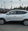 hyundai tucson 2011 diamond silver suv limited gasoline 4 cylinders all whee drive 6 speed automatic 99208