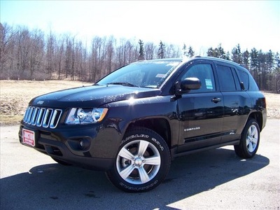 jeep compass 2011 black suv gasoline 4 cylinders 4 wheel drive not specified 44024