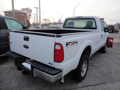 ford f 250 2011 white super duty fx 4 plow 4x4 flex fuel 8 cylinders 4 wheel drive automatic with overdrive 60546