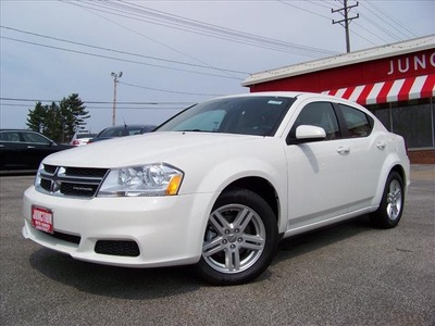 dodge avenger 2011 white mainstreet gasoline not specified front wheel drive not specified 44024