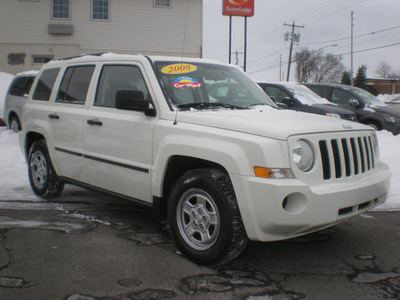 jeep patriot 2008 white suv sport gasoline 4 cylinders 4 wheel drive automatic 13212