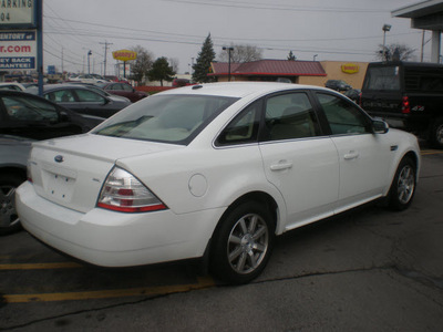 ford taurus 2008 white sedan sel gasoline 6 cylinders front wheel drive automatic with overdrive 13212
