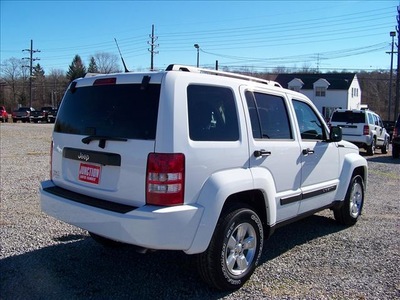 jeep liberty 2011 white suv sport gasoline 6 cylinders 4 wheel drive not specified 44024