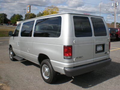 ford e 350 2006 silver van super duty gasoline 8 cylinders rear wheel drive automatic with overdrive 13212
